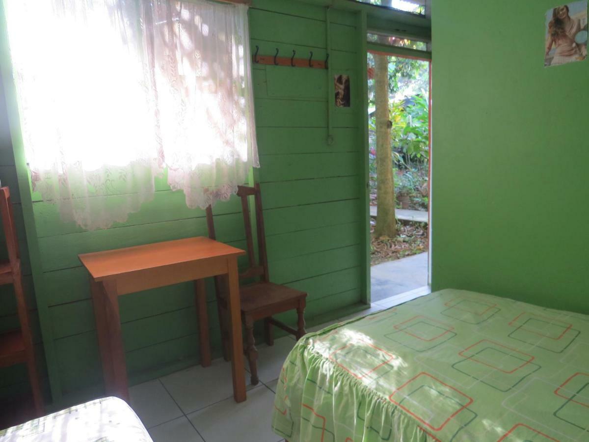 Tambopata Hostel Bambu Пуэрто-Мальдонадо Экстерьер фото