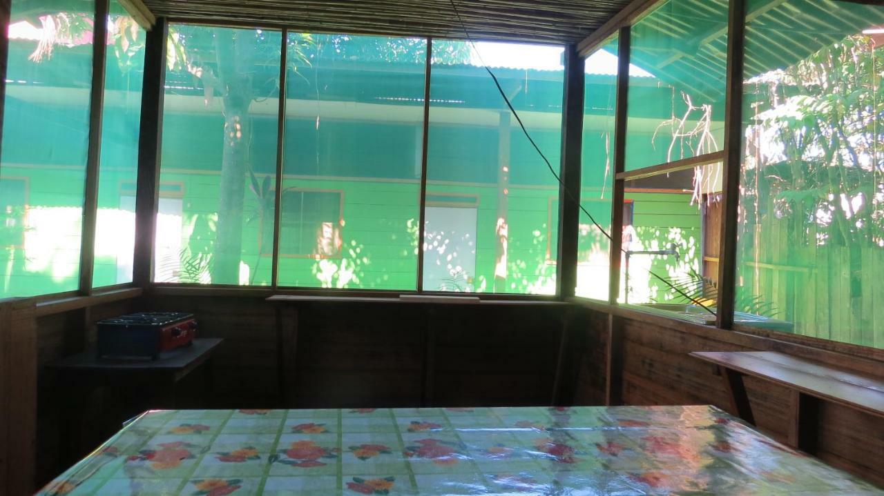 Tambopata Hostel Bambu Пуэрто-Мальдонадо Экстерьер фото